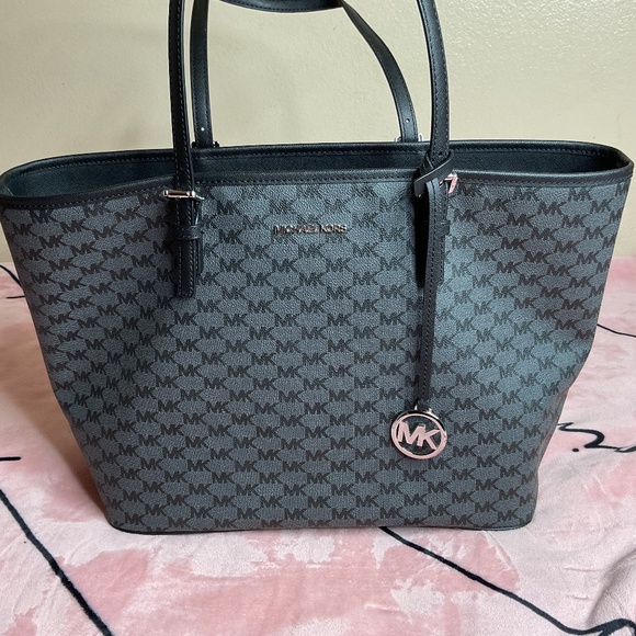 Michael Kors Handbags - Michael Kors large black tote